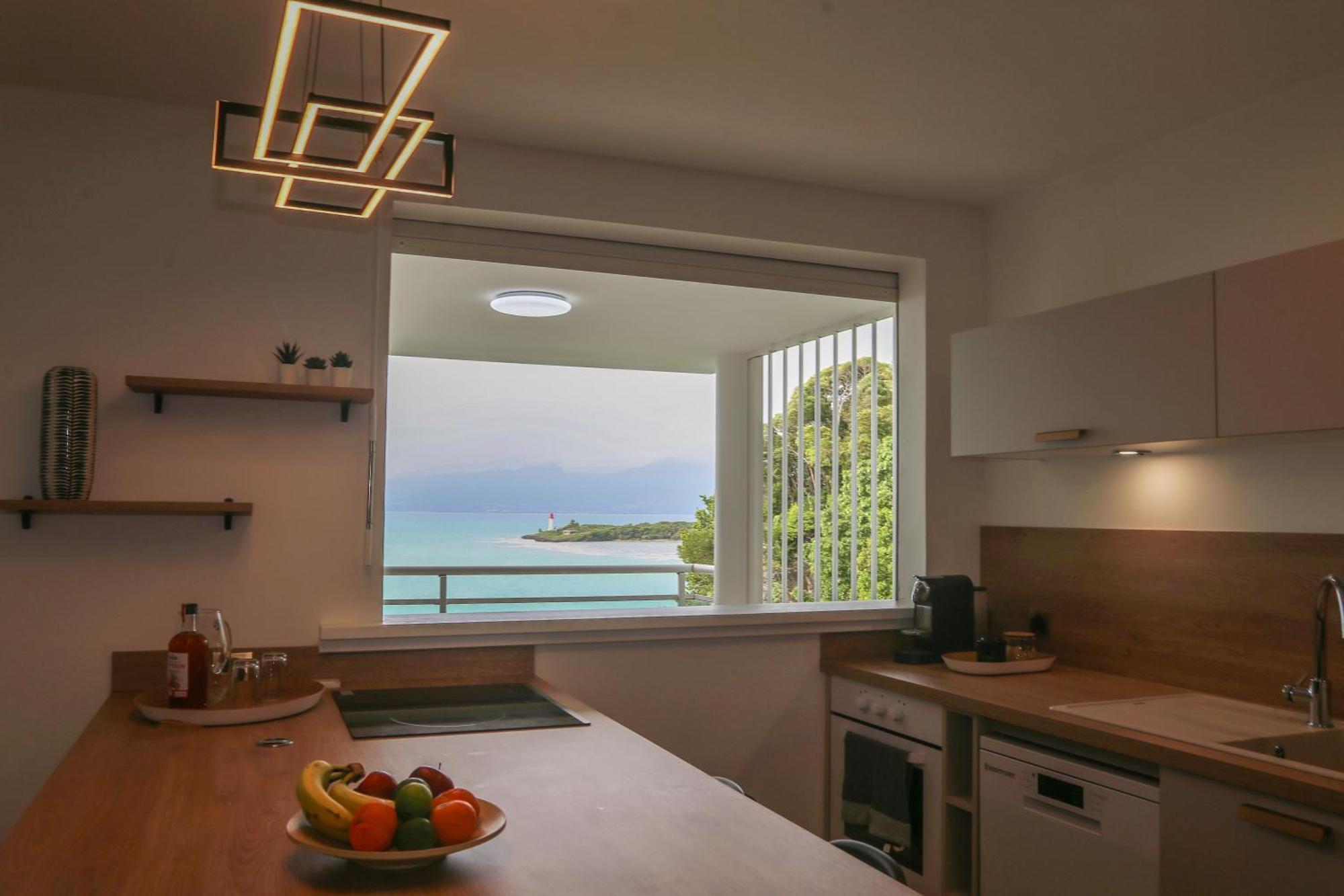 La Vue Du Phare - Appartement Neuf Avec Vue Imprenable Et Acces Crique Ле Госие Екстериор снимка